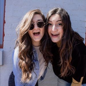 Meet your Posher, Haley